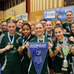 Platz drei für die U17-Schnüdelinnen beim Sieg des FC Forstern beim ChargeOne Hallencup 2026