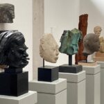 Über Zeit und Raum hinweg: Begegnungen mit dem Fremden mit Dietrich Klinges figürlichen Bronzeplastiken