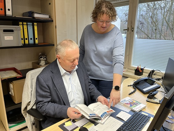 Ferien, Sonne, Spaß – gemeinsam mit dem Landkreis : Der Fahrtenkatalog 2026 ist seit 26. Februar erhältlich