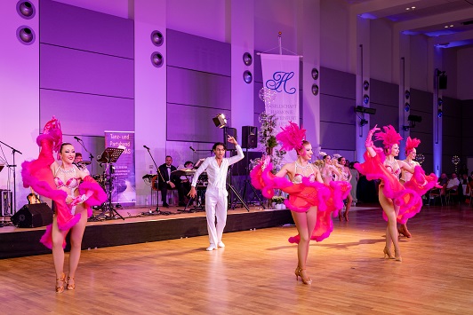 17.000 Euro für den guten Zweck: Harmonieball begeistert 400 Gäste