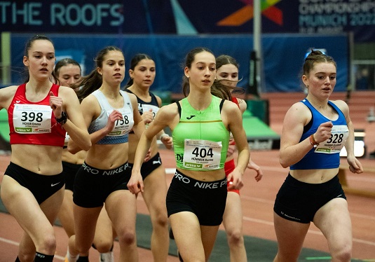 Hanna Hümmer und Simon Baunach gewinnen Silbermedaille: Leichtathleten mit Top-Leistungen in Bayern und Süddeutschland