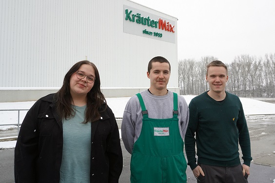 Wenn Nachwuchsarbeit wurzeln im Unternehmen schlägt: Drei erfolgreiche Ausbildungsabschlüsse und drei Übernahmen bei Kräuter Mix