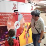 “Bunt im Herzen – klar im Kopf“: Suchtprävention meets Fastnacht in Franken