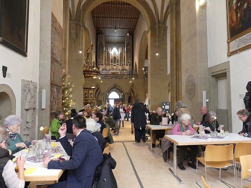 Lichtblitz des Reiches Gottes: Mit festlichem Abendmahlsgottesdienst endete die 12. Schweinfurter Vesperkirche