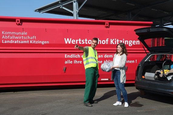 Hellblau: Am Faschingsdienstag sind Wertstoffhof und Kompostwerk nur bis 12 Uhr geöffnet