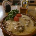 Essen wie Gott in Franken: Der Wilderertopf mit Schweinefilet, Spätzle und Waldpilzsoße