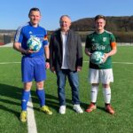 Spannendes Fußballspiel auf neuem Kunstrasenplatz: Die Sportanlage am Schulzentrum Hammelburg ist offiziell eingeweiht