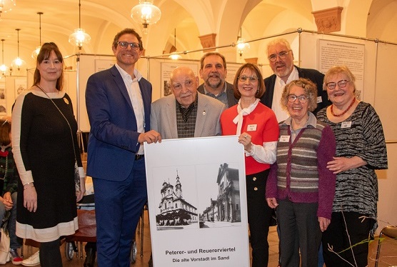 Ausstellung „Peterer- und Reuererviertel – Die alte Vorstadt im Sand“ wurde von Oberbürgermeister Martin Heilig eröffnet