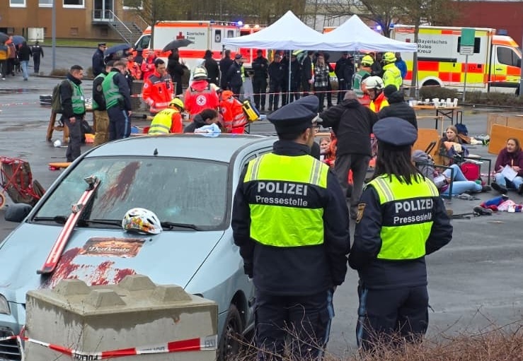 RHÖNEX 2026: So war die großangelegte Übung von Rettungsdienst und Polizei in Oerlenbach