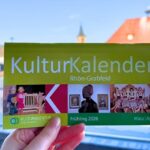 Kunst und Kultur im Landkreis Rhön-Grabfeld: Die Frühlingsausgabe des Kalenders 2026 liegt bereit