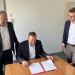 Zeit der Vorbereitungen: Mario Götz unterzeichnete Annahmeerklärung für das Amt des Bad Kissinger Landrats