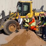 Spatenstich für neue Hallen am Kompostwerk Klosterforst: Landkreis Kitzingen investiert in moderne Abfallwirtschaft