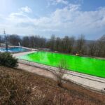 Finale Arbeiten im Bad Kissinger Terrassenschwimmbad, das sich auf Kurs zur Wiedereröffnung am 15. Mai befindet