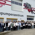 Aufnahme in den Gesellenstand: 51 Junggesellen wurden bei der Innung zum Anlagenmechaniker für Sanitär-, Heizungs- und Klimatechnik freigesprochen