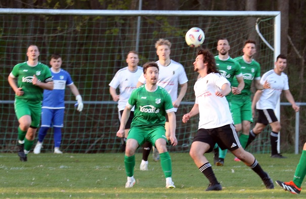 Büchold bleibt 2026 ungeschlagen, hält Grafenrheinfeld auf Distanz, hat diesmal aber nicht das große Glück