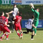 Das Derby in Gerolzhofen: Warum der FC Sand zumindest für 23 Stunden Aubstadt 2 überholt hat – VIELE FOTOS!
