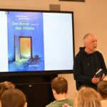 Es amseln die Zwitschern: Autorenlesung des Literaten Uwe-Michael Gutzschhahn alias Moritz Eidechser