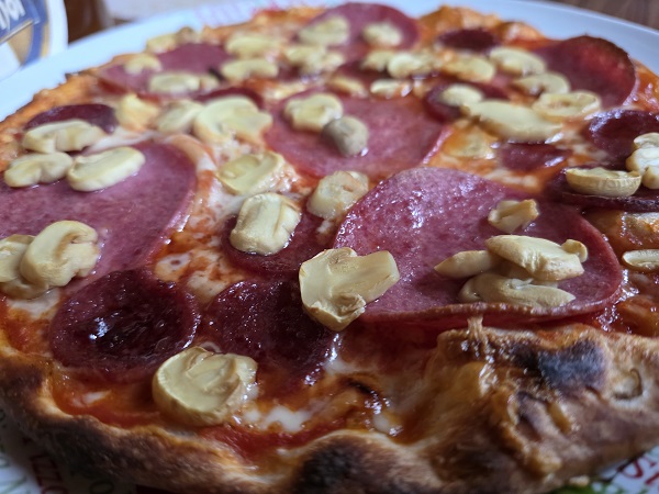 Essen wie Gott in Neapel: Ganz klassische Pizzen in der A La Giorgio in Pfändhausen