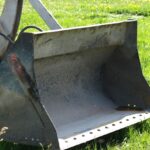 Tödlicher Betriebsunfall bei Geiselwind: 60-Jähriger wird durch eine Radladerschaufel erfasst