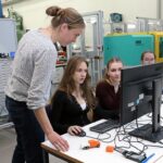 Am Girls‘ und Boys’Day die Vielfalt bei der Berufswahl entdecken: Zahlreiche Workshops an den THWS-Standorten Schweinfurt und Würzburg