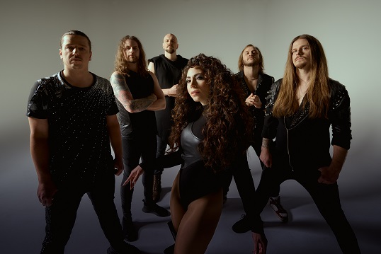 Auch Battle Beast spielen auf dem Storm Out Festival in der Lichtenfelser Stadthalle