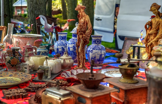Bei den Hofflohmärkte in Würzburg werden Nachbarschaften zu lebendigen Marktplätzen