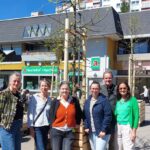 Baumpatinnen und Baumpaten gesucht: Der Place de Caen am Heuchelhof wird weiter begrünt