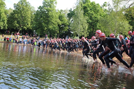 Ausdauersport-Festival Mitte Mai: MainCityRun und MainCityTriathlon mit Meisterschaften am Baggersee