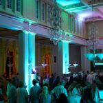 Glanz, Musik und elektrisierende Beats bei der Rosen-Clubnacht im Kurgarten Café