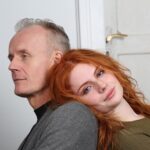 Ein Abend voller Witz, Weltschmerz und Wahnsinn: Toni & Max Uthoff sind „Einer zuviel“ im Kulturboden Hallstadt