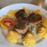 Essen wie Gott in Franken: Fleischküchli, Schnitzel und die Spezialität für den Mann in Altmannsdorf im Gasthaus zum Zabelstein