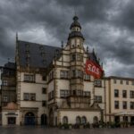 Kein „Daumen hoch“ der Regierung von Unterfranken: Der Schweinfurter Haushalt für dieses Jahr ist noch immer nicht genehmigt