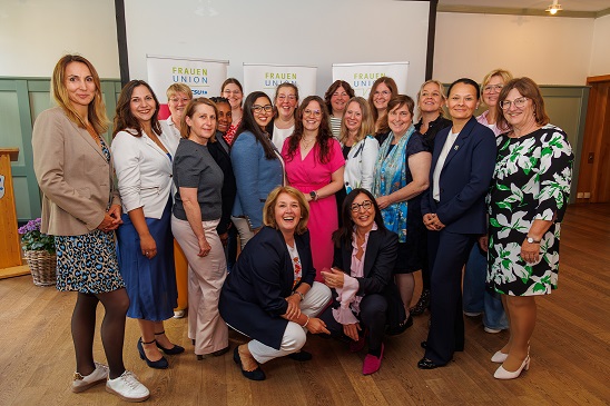 Mehr als 70 Teilnehmerinnen bei Bezirksversammlung in Geldersheim: Frauen-Union Unterfranken startet neue Mentoring-Runde