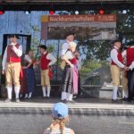 Ein Fest des kulturellen Austauschs auf dem Platz hinter der Alten Synagoge in Kitzingen