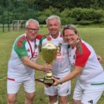 Die Walking Footballer aus Heidenfeld und Hirschfeld grüßen als „Europameister“
