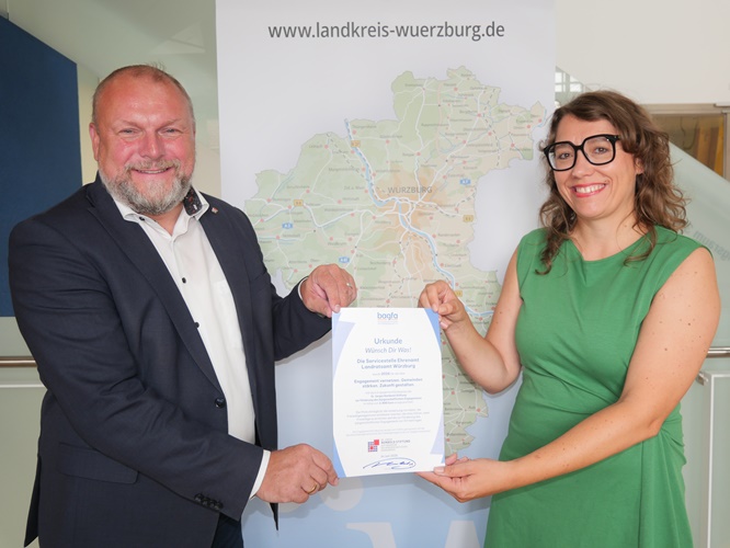 Bundesweite Auszeichnung für den Landkreis Würzburg: „Wünsch Dir was“-Preis für innovatives Projekt zur Stärkung des Ehrenamts