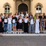 Engagement am Celtis-Gymnasium wird belohnt: Zertifikatsverleihung zum Freiwilligen Sozialen Schuljahr