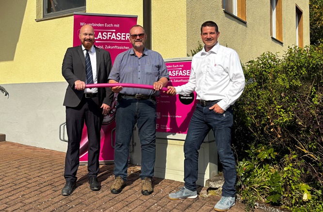 Erfolgreicher Projektabschluss: Stockheim ist vollständig mit Glasfaser-Hausanschlüssen ausgebaut