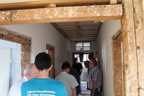 Startschuss für ersten Bauabschnitt am KjG-Haus in Schonungen: Vorstand informiert Gemeinderat über Beginn der Sanierungsarbeiten