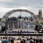 Die humorvolle Suche nach dem Glück: Bei „Lachen auf Banz“ nehmen sich Komiker aus Franken und Altbayern gegenseitig auf die Schippe