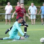 Mönchstockheim triumphiert im Gemeinde-Classico: Das sind die Überraschungen der ersten Runde im Kreispokal in Schweinfurt – FOTOS VOM SIEGTOR!