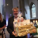 Ein Diakon mit Kultstatus: „Joe“ Hofmann, seit Jahrzehnten in der Jugendarbeit, wurde in einem fröhlichen Gottesdienst in den Ruhestand verabschiedet
