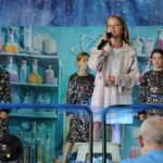 Spiele niemals mit der Zeit: Wasserlosens Bürgermeister verleiht Oscar für gelungene Musicalvorstellung