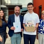 Vom Auszubildenden zum Kollegen: Erfolgreicher Ausbildungsabschluss und Start ins Berufsleben für Noah Distler in Schonungen