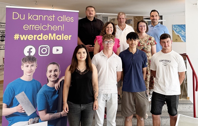 Kreativität, Können und beste Perspektiven: Ausstellung der Malerinnung im Landratsamt eröffnet