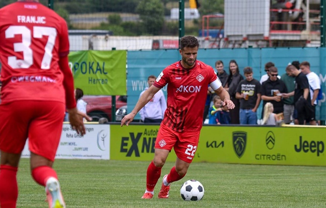 Daniel Hägele ist neuer Kapitän der Würzburger Kickers und Nachfolger von Peter Kurzweg