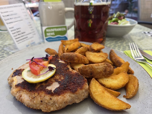 Essen wie Gott in Franken: Der Stern in Obererthal mit Fränkischem Cordon Bleu, Pasta mit Pfifferlingen und Distelhäuser Landbier