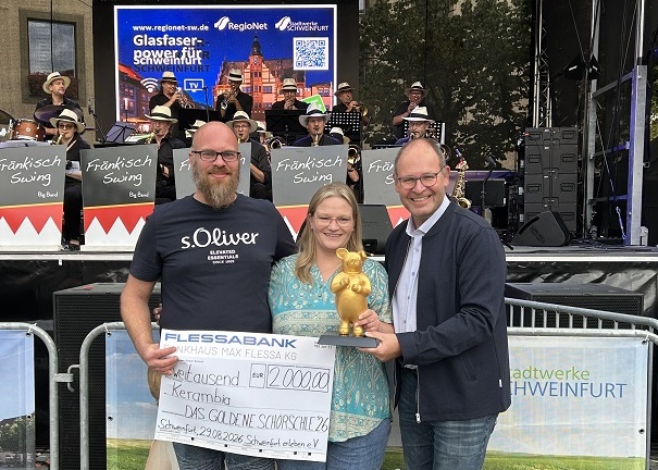 Übergabe auf dem Schweinfurter Stadtfest: Das goldene Schörschle 2026 geht an Kerambia
