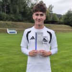 Kilian Ritter vom Bezirksligisten SV Birkenfeld erzielte den „Bayern-Treffer des Monats“ Juli 2026