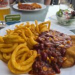 Essen wie Gott in Franken: Die Rumpelkammer in Werneck mit Käuzle-Kellerbieren und Zigeunerschnitzel